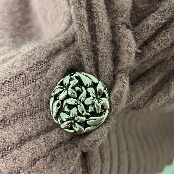 ANTHROPOLOGIE Sleeping on Snow Cropped Mauve Cardigan Sweater - Picture 7 of 7